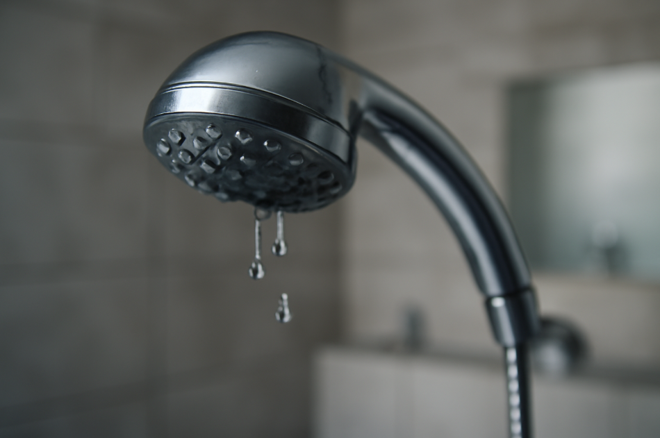 How to fix a dripping shower head