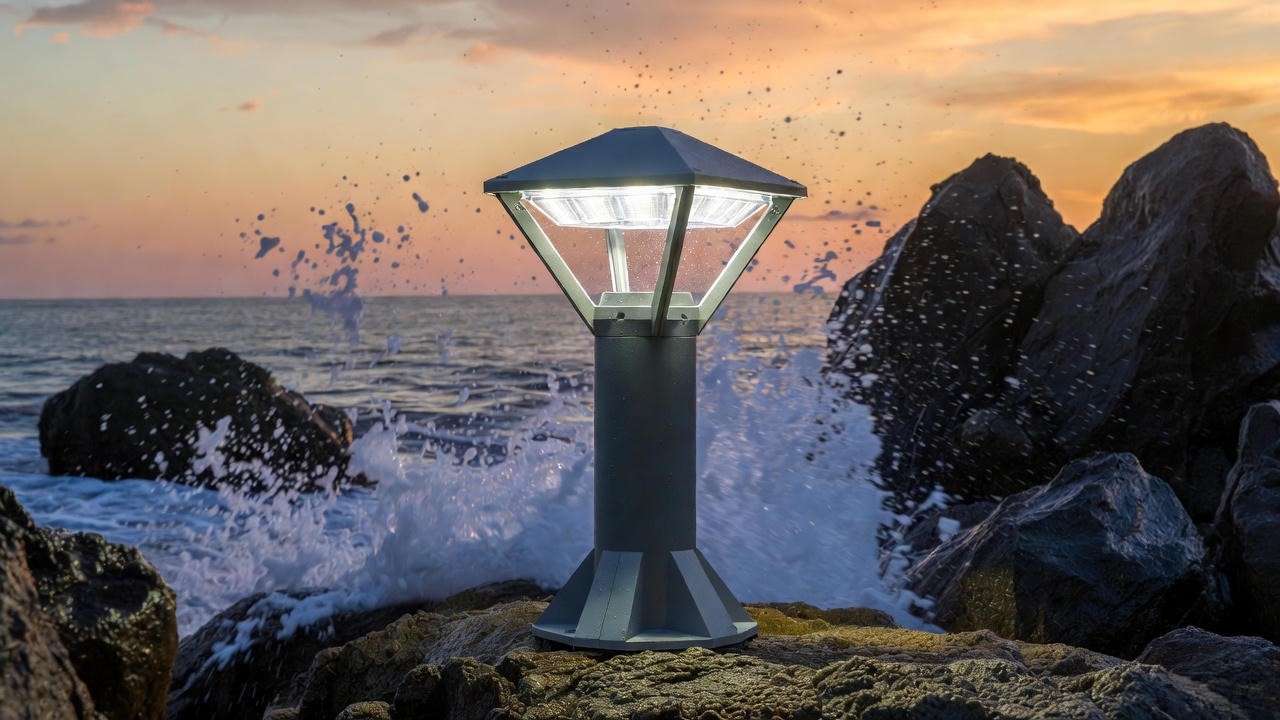 IP68-rated LED outdoor post light fixture surviving direct coastal sea spray