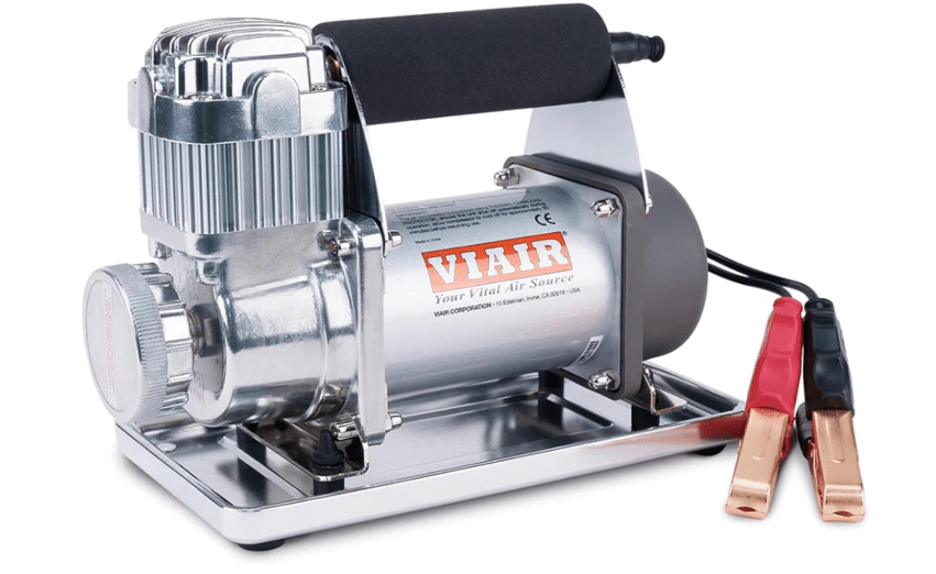  VIAIR 300P - 30033 Tire Inflator Portable Offroad Air Compressor for Truck & SUV, 12V On/Off Road Tire Pump Air Compressor Portable Heavy Duty 150 PSI